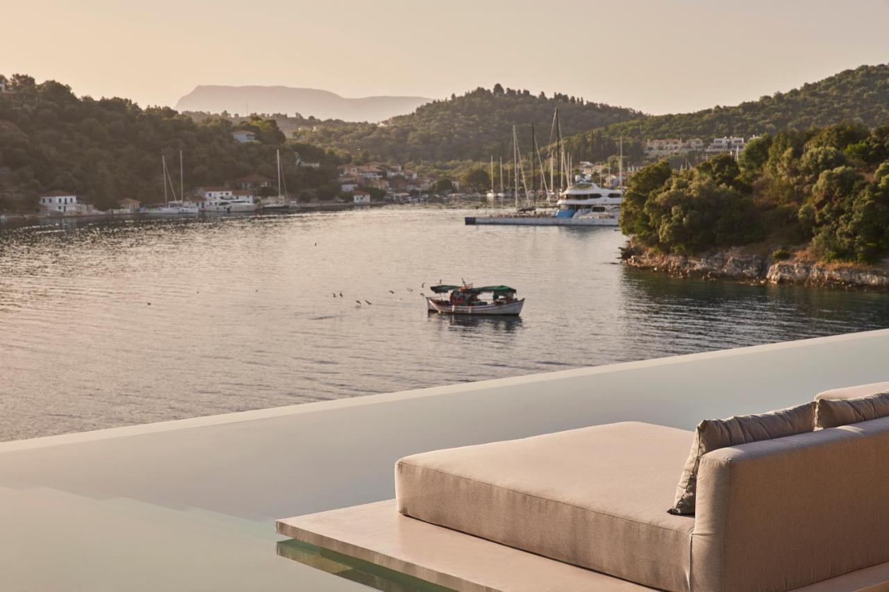 Azur Retreat Hotel Spartokhorion Bagian luar foto