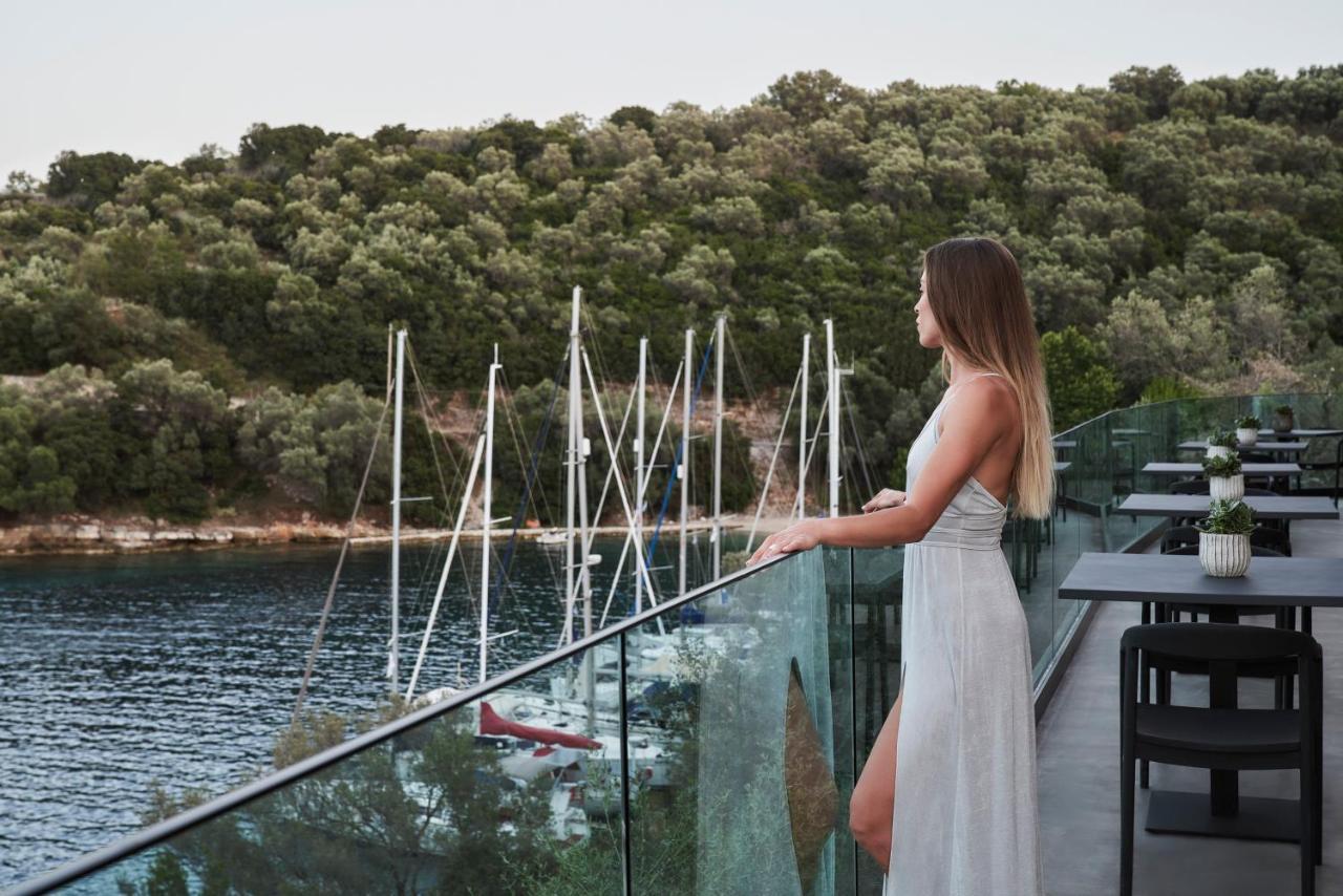 Azur Retreat Hotel Spartokhorion Bagian luar foto