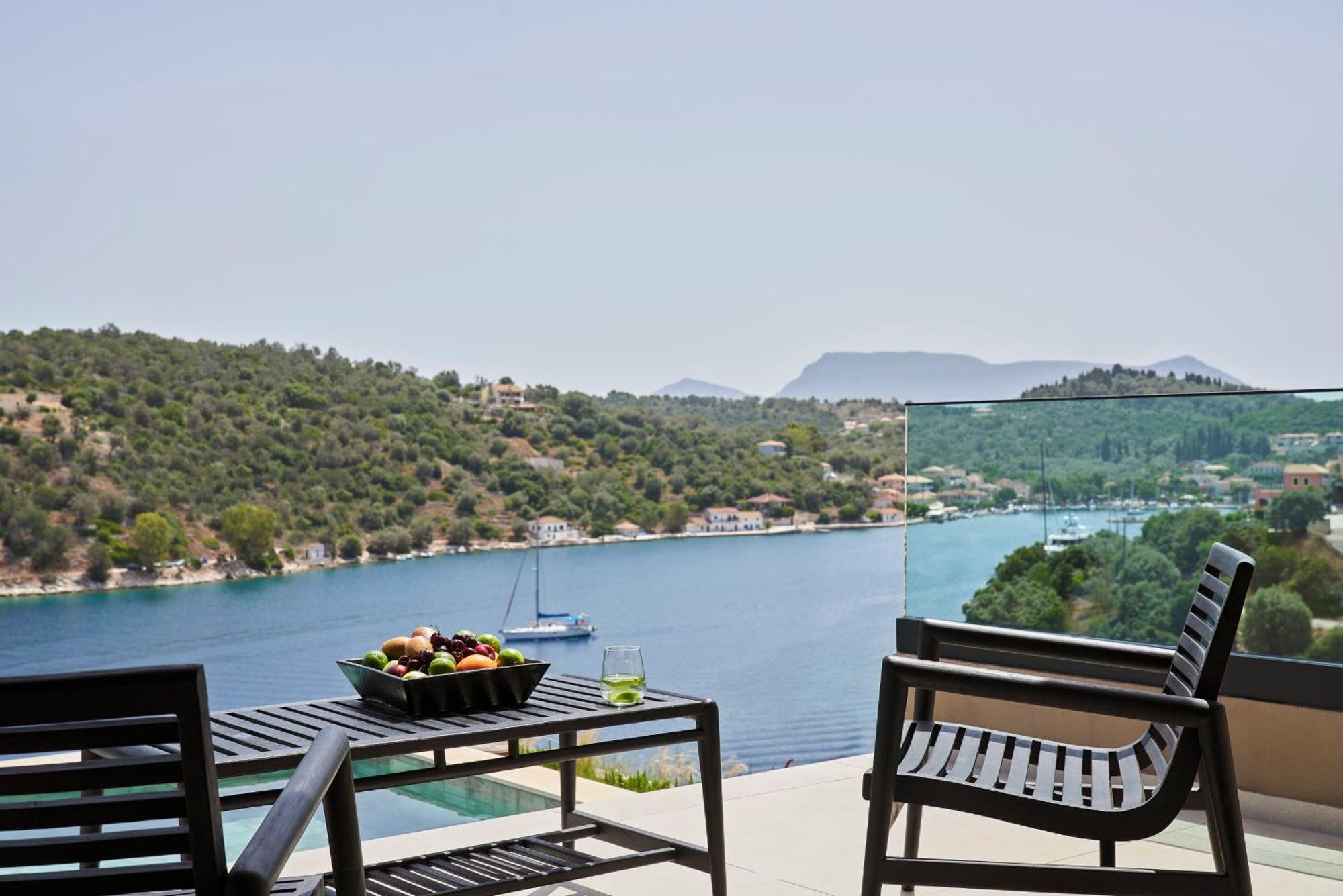 Azur Retreat Hotel Spartokhorion Bagian luar foto